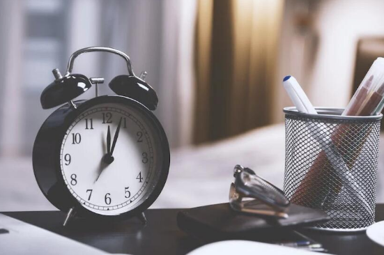 PHP计算指定时间为“刚刚/几分钟前/几小时前/几天前/几周前/几个月前/几年前”